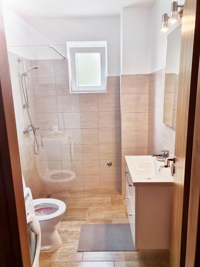 Apartmán Lora *